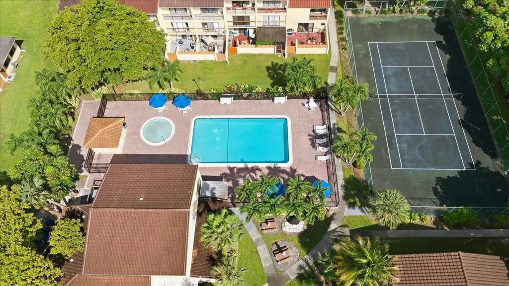 7793 Grande Street Sunrise FL 33351