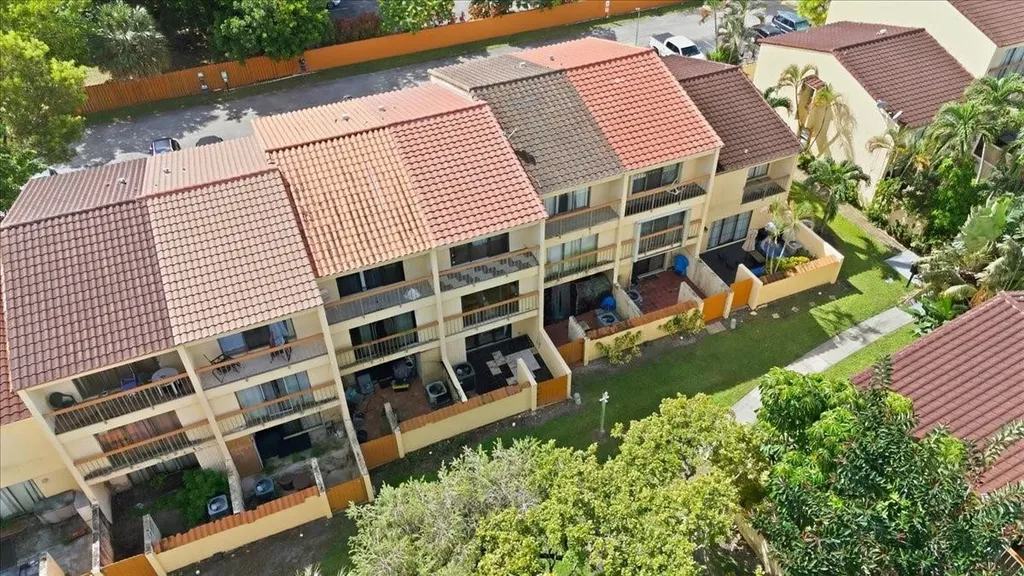 7793 Grande Street Sunrise FL 33351