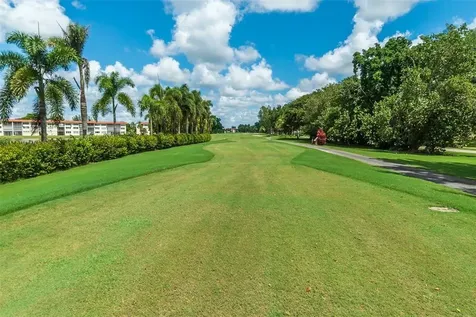 9800 N Hollybrook Lake Drive Pembroke Pines FL 33025