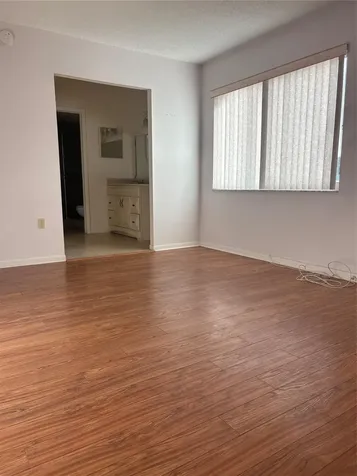 8280 SW 24th Street North Lauderdale FL 33068