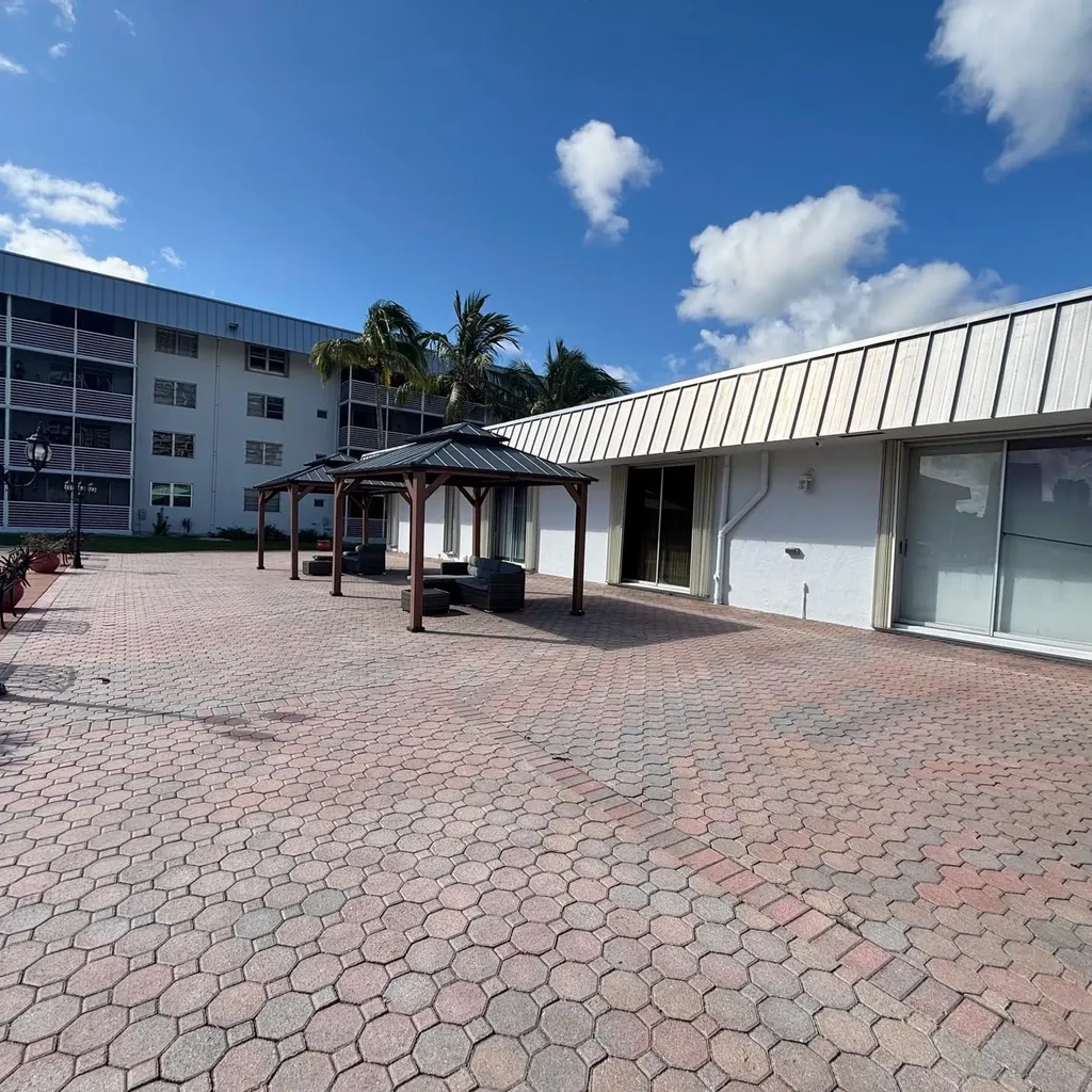3750 NE 170th Street North Miami Beach FL 33160