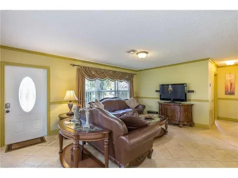 160 SE 12th Street Pompano Beach FL 33060