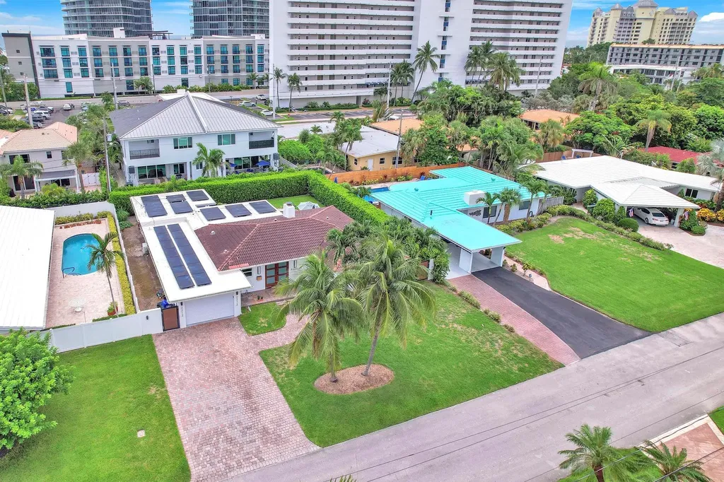 2212 NE 32nd Avenue Fort Lauderdale FL 33305