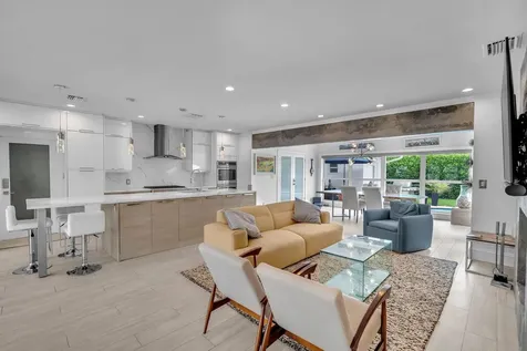2212 NE 32nd Avenue Fort Lauderdale FL 33305