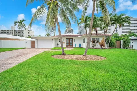 2212 NE 32nd Avenue Fort Lauderdale FL 33305