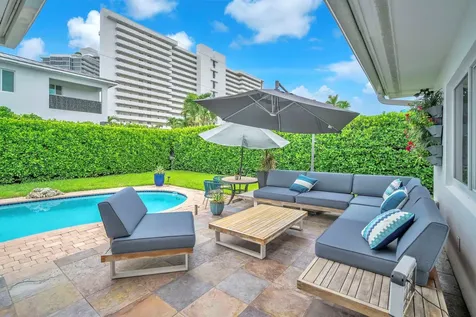 2212 NE 32nd Avenue Fort Lauderdale FL 33305