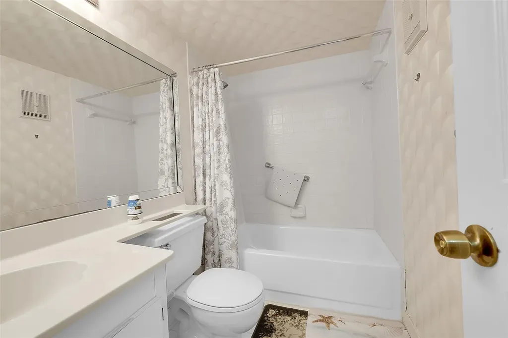 10369 NW 24th Place Sunrise FL 33322