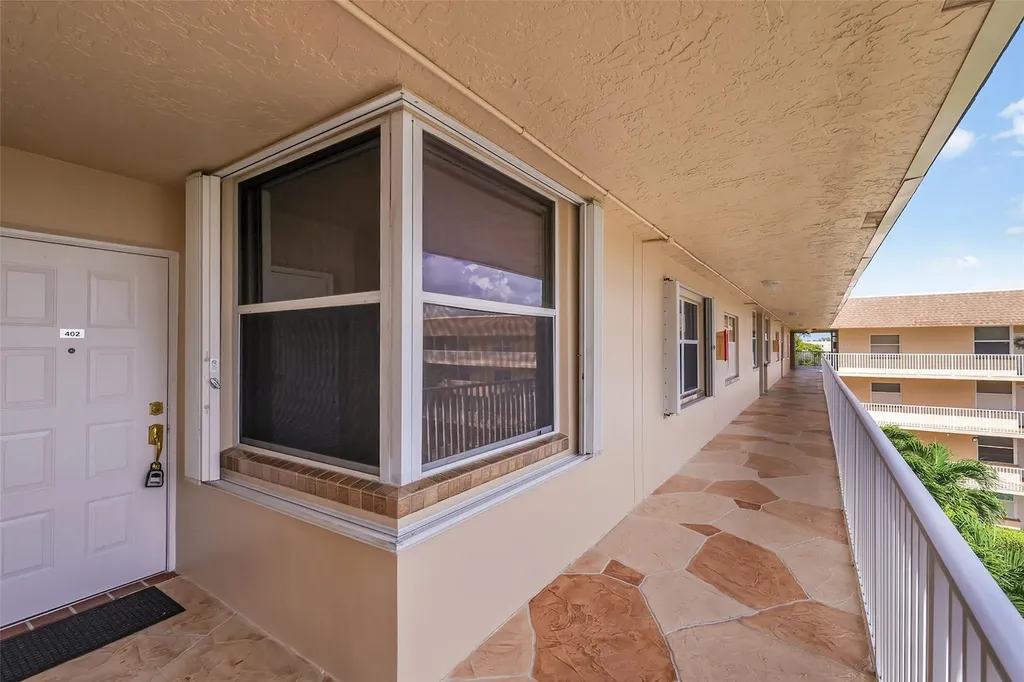 10369 NW 24th Place Sunrise FL 33322