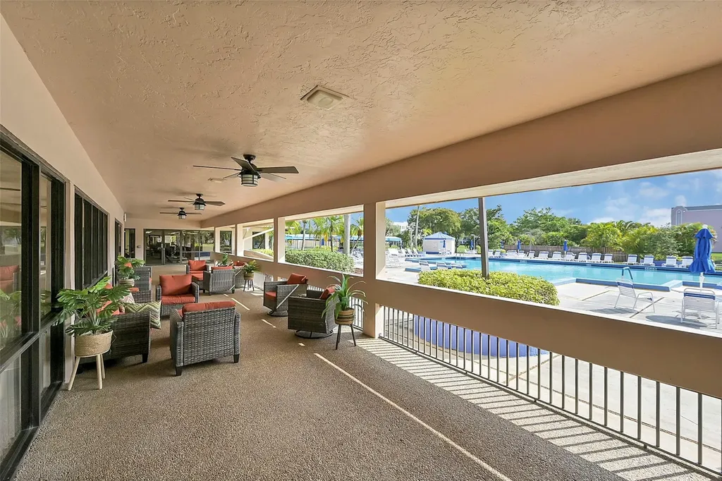 10369 NW 24th Place Sunrise FL 33322