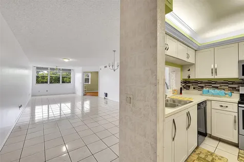 10369 NW 24th Place Sunrise FL 33322