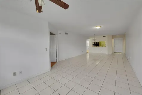 10369 NW 24th Place Sunrise FL 33322