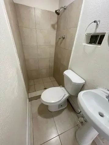 3610 SW 46th Avenue West Park FL 33023