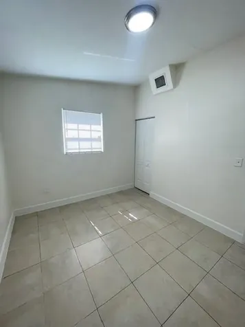3610 SW 46th Avenue West Park FL 33023