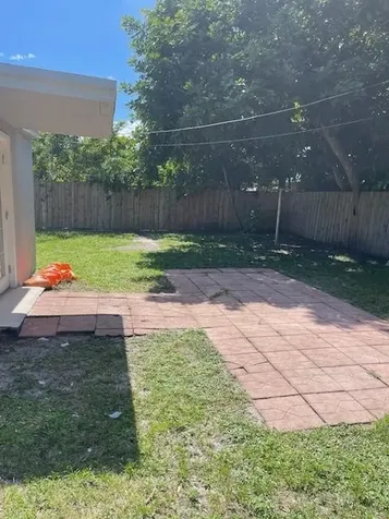 3610 SW 46th Avenue West Park FL 33023
