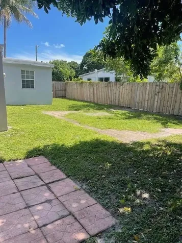 3610 SW 46th Avenue West Park FL 33023