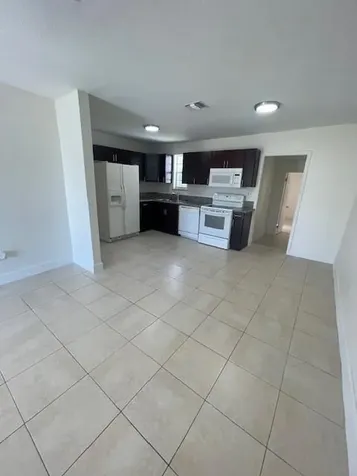 3610 SW 46th Avenue West Park FL 33023