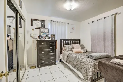 1935 SW 67th Terrace North Lauderdale FL 33068