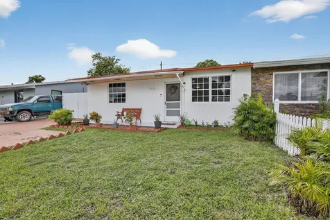 1935 SW 67th Terrace North Lauderdale FL 33068