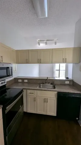 9919 Nob Hill Lane Sunrise FL 33351