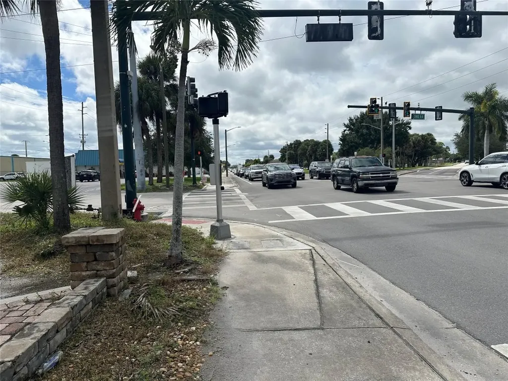 722 S Us Highway 1 Fort Pierce FL 34950