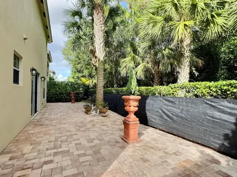 9183 Nugent Trail West Palm Beach FL 33411