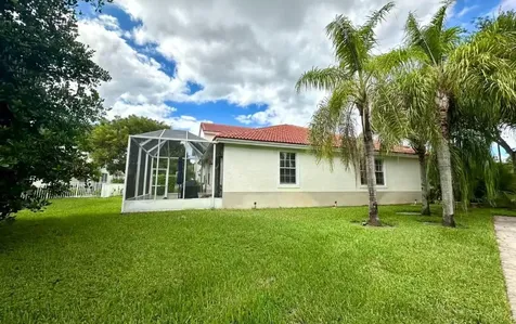 18702 SW 27th Street Miramar FL 33029