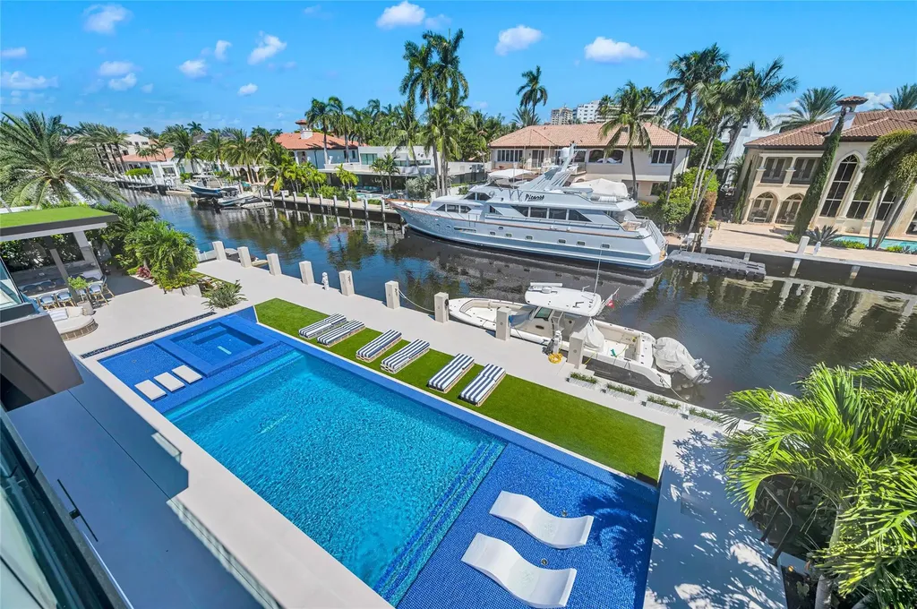 408 Coral Way Fort Lauderdale FL 33301