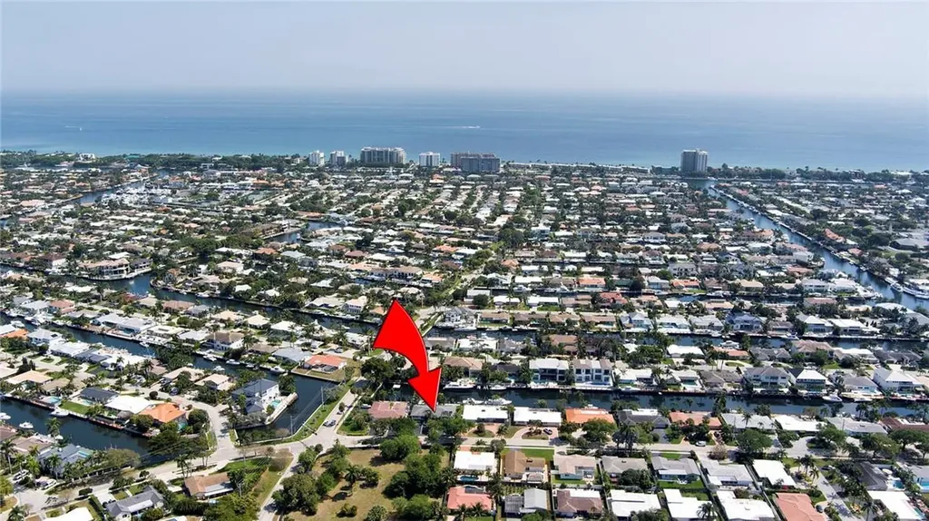 3860 NE 23rd Avenue Lighthouse Point FL 33064