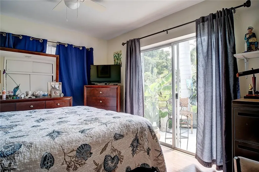 3860 NE 23rd Avenue Lighthouse Point FL 33064