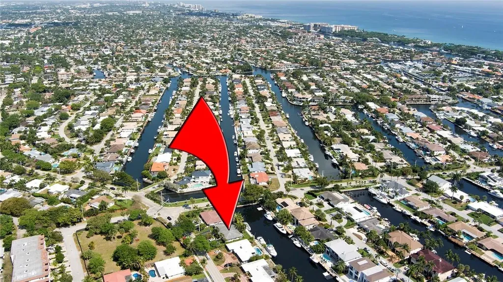 3860 NE 23rd Avenue Lighthouse Point FL 33064