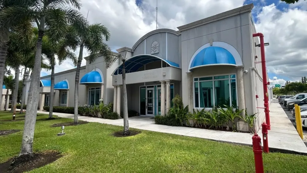 2860 W State Road 84 Dania Beach FL 33312