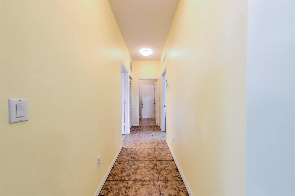 9713 SW Eastbrook Circle Port St Lucie FL 34987