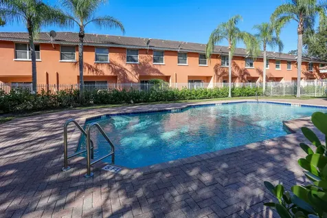 4149 NW 67th Te Lauderhill FL 33319