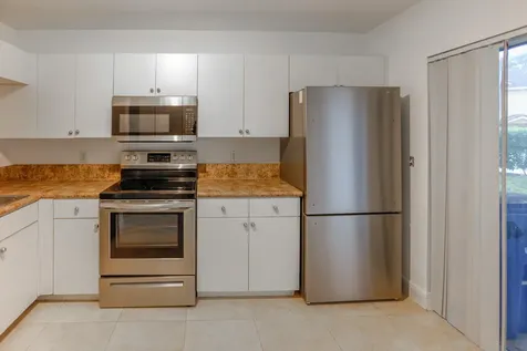 4149 NW 67th Te Lauderhill FL 33319