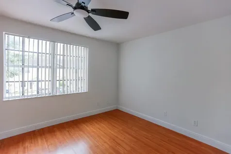 4149 NW 67th Te Lauderhill FL 33319