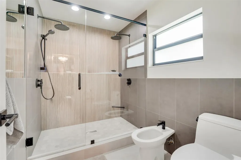 8569 Casa Del Lago Boca Raton FL 33433
