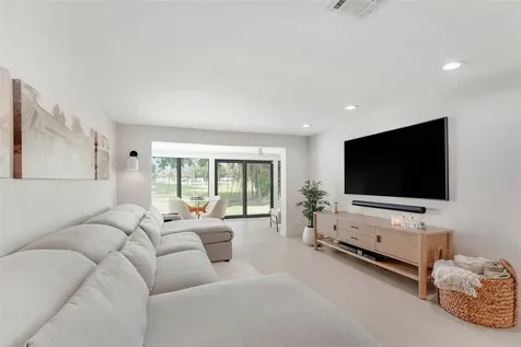 8569 Casa Del Lago Boca Raton FL 33433