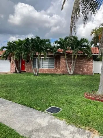 6761 NW 23rd Street Margate FL 33063