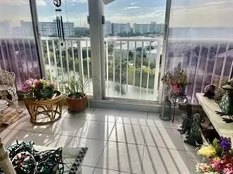 3850 Washington Street Hollywood FL 33021