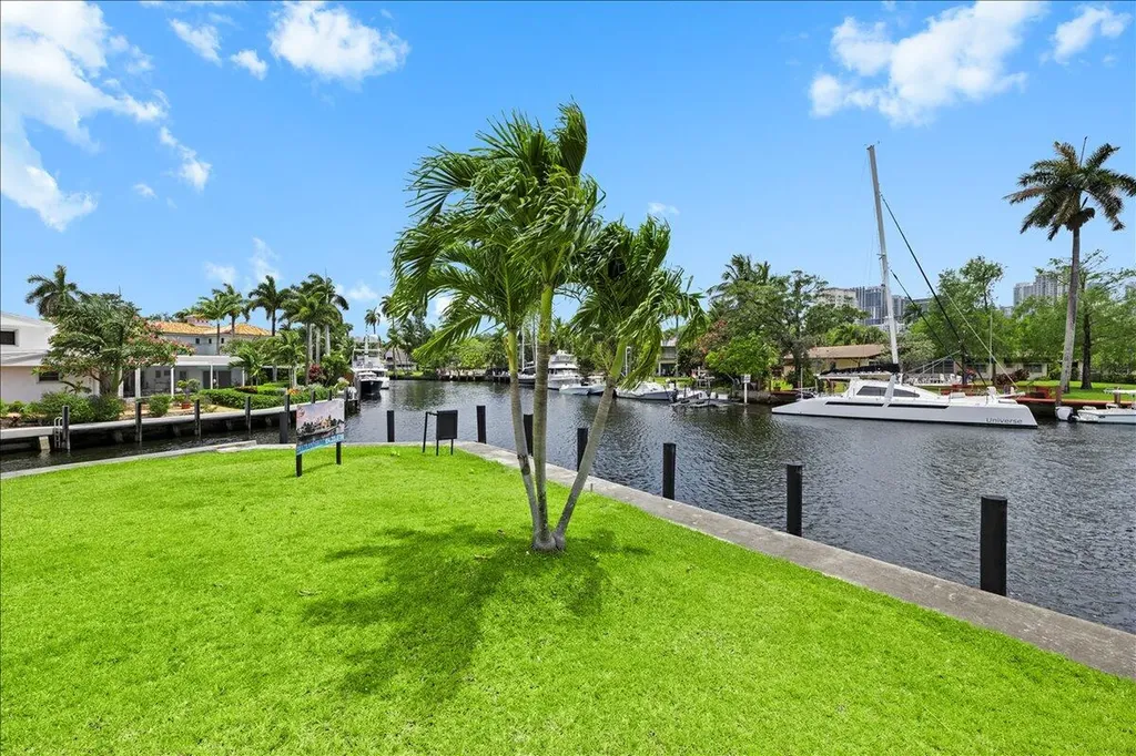 522 SW 9th Terrace Fort Lauderdale FL 33312