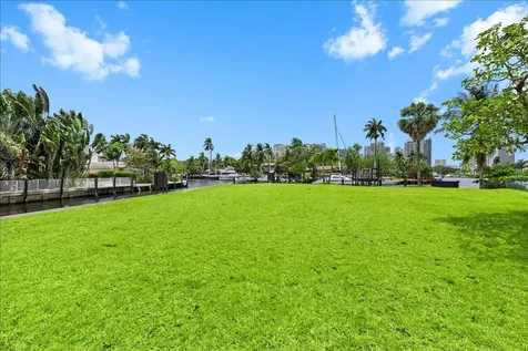 522 SW 9th Terrace Fort Lauderdale FL 33312