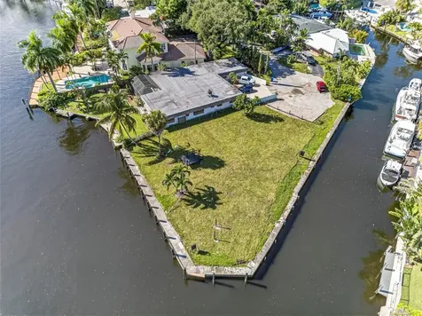 522 SW 9th Terrace Fort Lauderdale FL 33312