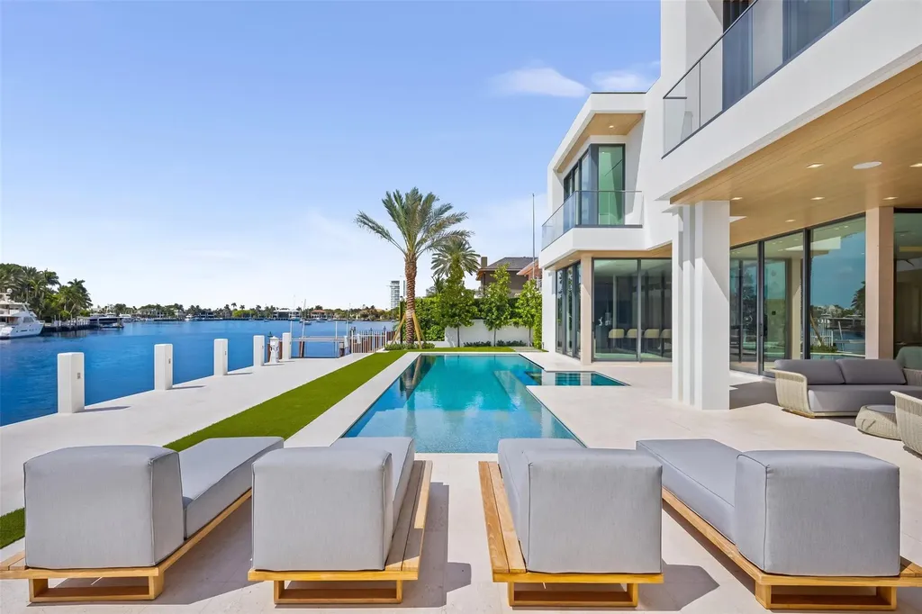 68 Isla Bahia Drive Fort Lauderdale FL 33316