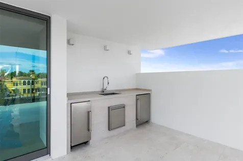 68 Isla Bahia Drive Fort Lauderdale FL 33316