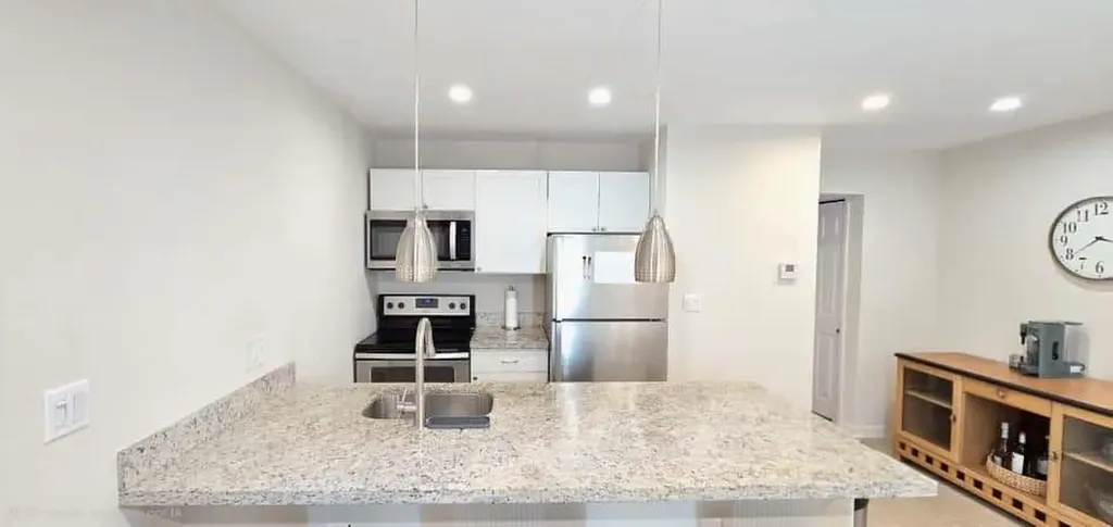 1215 NE 13th Avenue Fort Lauderdale FL 33304