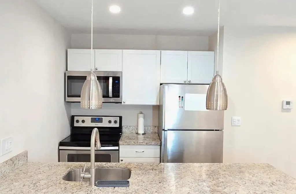 1215 NE 13th Avenue Fort Lauderdale FL 33304