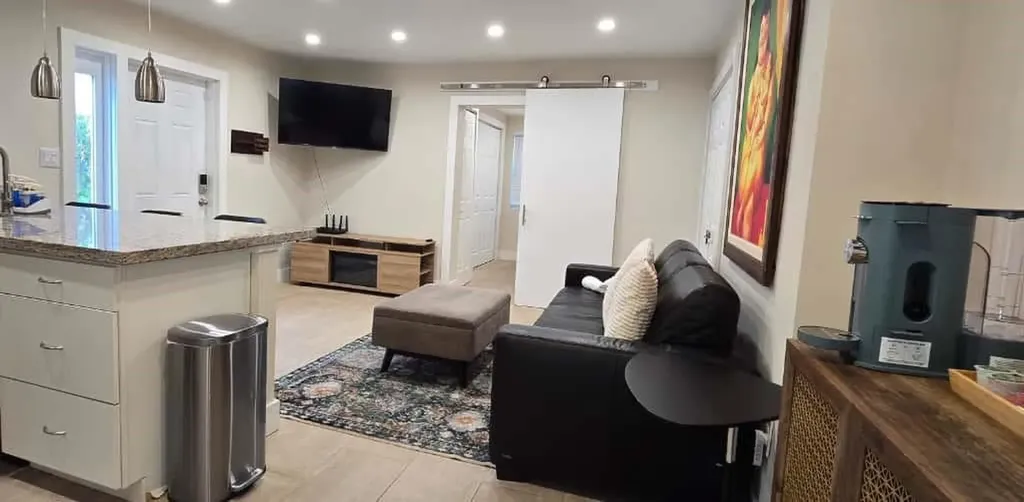 1215 NE 13th Avenue Fort Lauderdale FL 33304