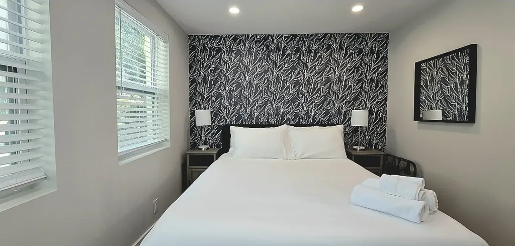1215 NE 13th Avenue Fort Lauderdale FL 33304
