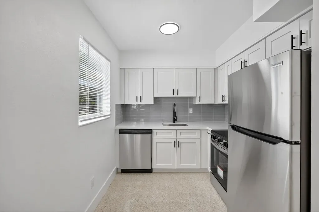 1821 Middle River Drive Fort Lauderdale FL 33305