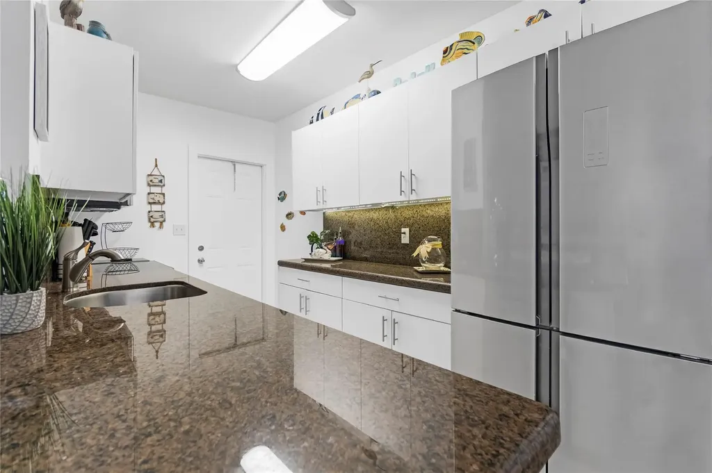 2600 S Ocean Drive Hollywood FL 33019